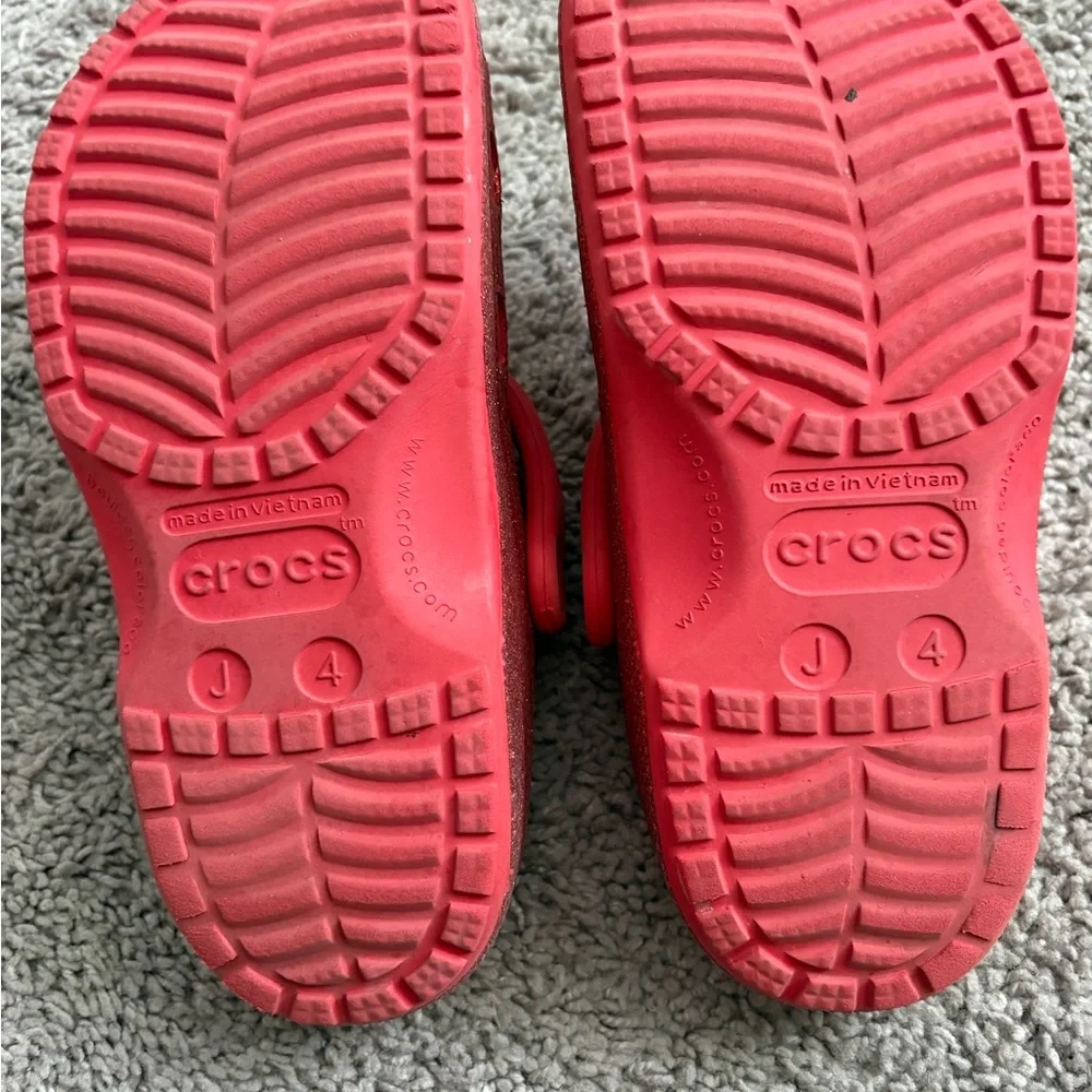 CROCS Kids Glitter Clog in Sparkling Red